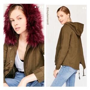 Urban Outfitters $138 Silence + Noise Bright Nights Faux Fur Anorak Jacket Med